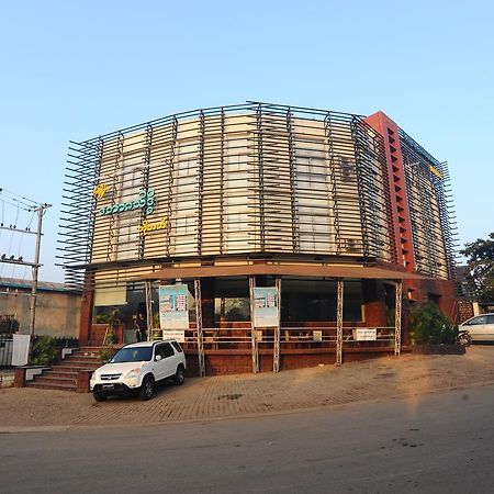 Bawga Theiddhi Hotel Kinmun Exterior foto